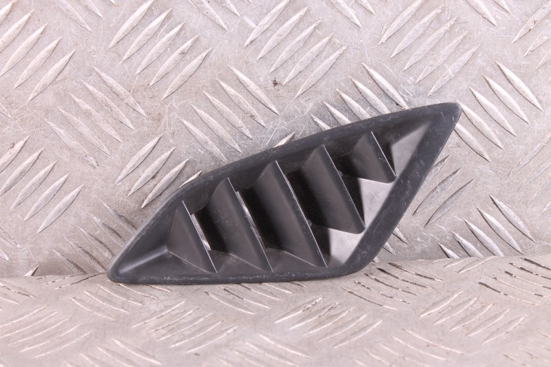 Boczna kratka nawiewu deski rozdzielczej