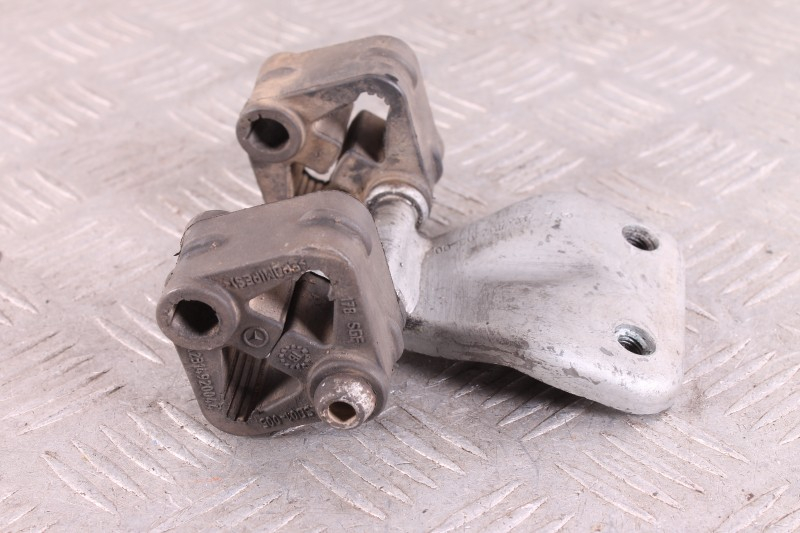 Mocowanie / Uchwyt tłumika