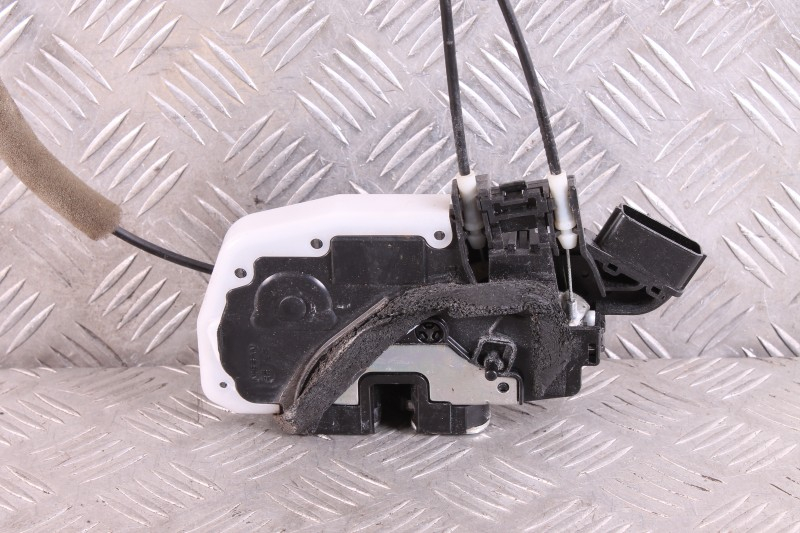 Elektryczny podnośnik szyby drzwi tylnych