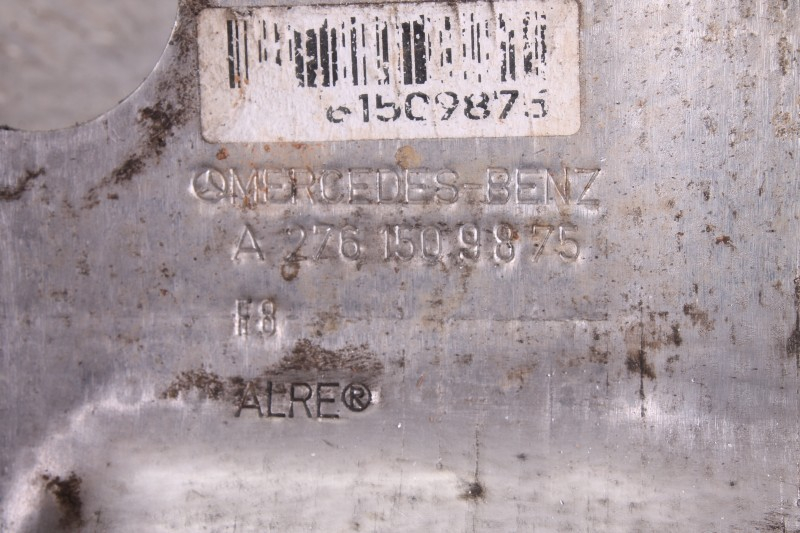 Osłona termiczna komory silnika