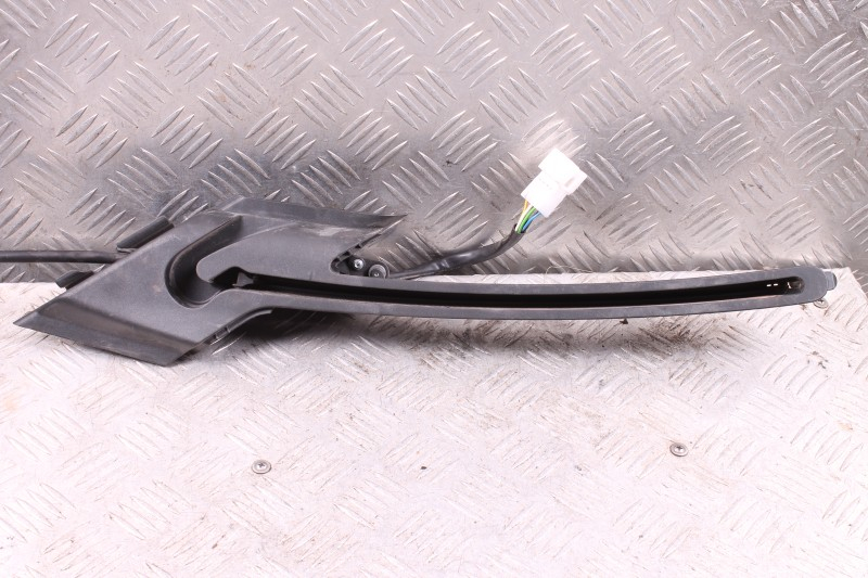 Lampy tylnej klapy bagażnika