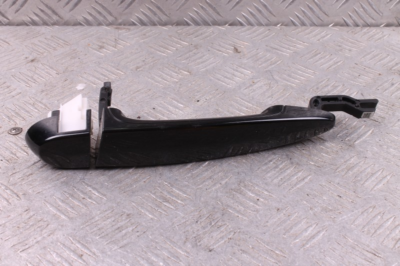 Klamka zewnętrzna drzwi tylnych