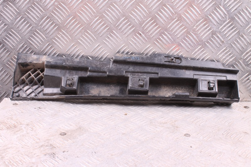 Ślizg listwy progowej