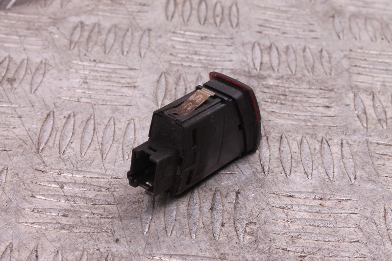 Przycisk świateł awaryjnych