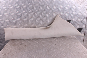 Osłona słupka szyby przedniej / A