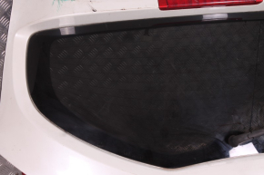 Крышка багажника / дверь багажного отсека комплектная