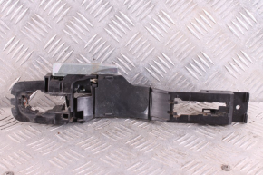 Klamka zewnętrzna drzwi tylnych