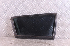 Стекло двери глухое заднее левое