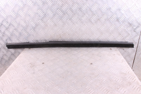 Uszczelka szyby drzwi przednich