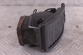 Boczna kratka nawiewu deski rozdzielczej