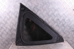 Стекло в кузов глухое заднее правое