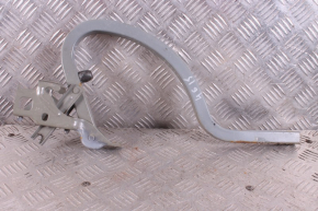 Петля крышки багажника правая