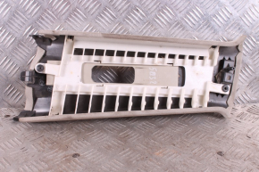 Osłona górna słupka / B