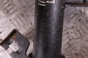 Амортизатор передний левый