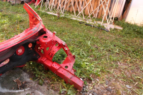 Przedni uchwyt na kubek tunelu środkowego