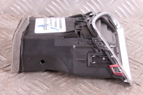 Boczna kratka nawiewu deski rozdzielczej