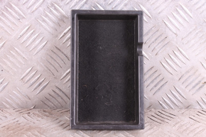 Główny schowek tunelu środkowego