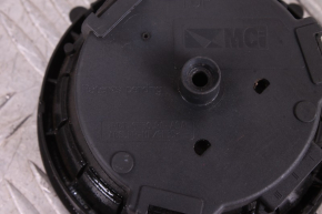 Element lusterka bocznego drzwi przednich