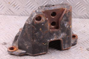 Кронштейн двигателя левый