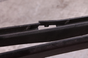 Listwa zderzaka przedniego