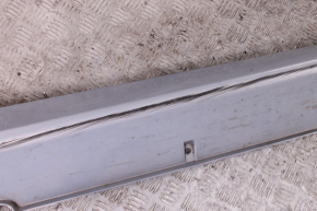 Порог пластиковый