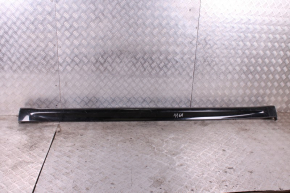 Порог пластиковый