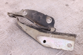 Петля капота левая