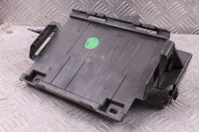 Uchwyt jednostki sterującej silnika