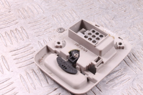 Światło fotela przedniego