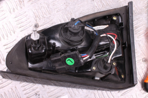 Lampy tylnej klapy bagażnika