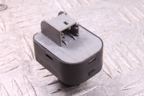 Przycisk regulacji lusterek bocznych