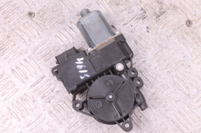 Silnik regulatora szyby drzwi przednich