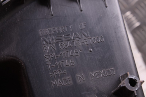 Schowek deski rozdzielczej