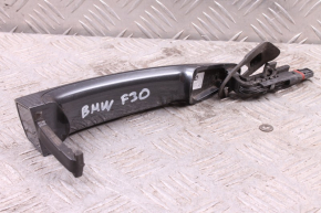 Klamka zewnętrzna drzwi przednich