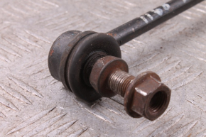 Стойка  стабилизатора передняя