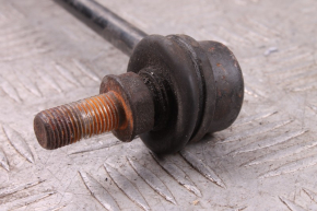 Стойка  стабилизатора передняя