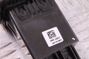 USB/AUX гнездо