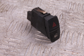 Przycisk świateł awaryjnych