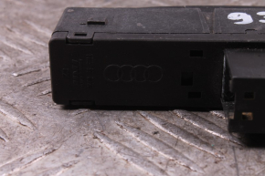 Przycisk kontroli trakcji ASR