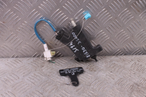 Замок лючка бензобака